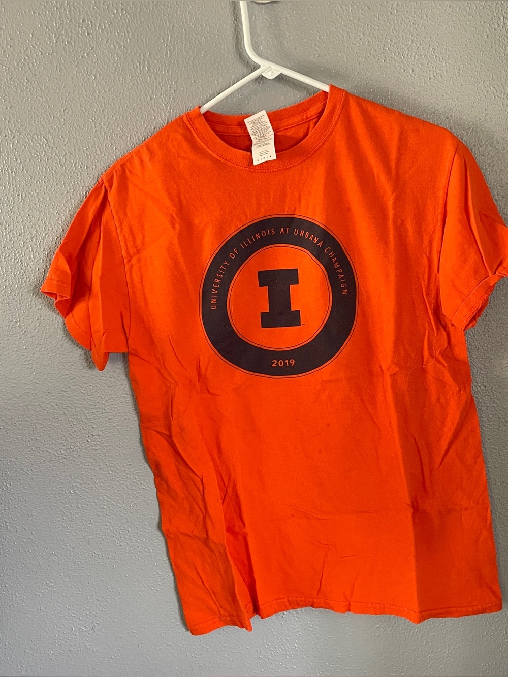 University of Illinois Urbana Champaign Orange Illini 2019 T-Shirt Womens Size M